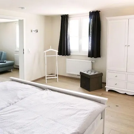 Apartman Ferienwohnung “mittendrin” *