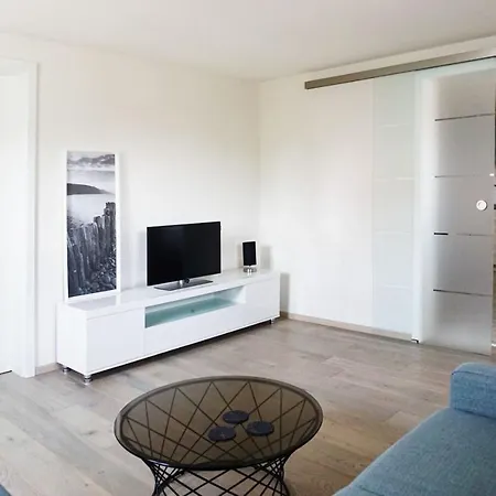 Ferienwohnung “mittendrin” Apartman